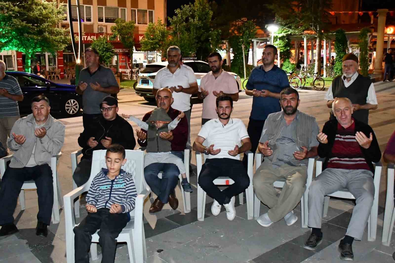 15 Temmuz Tomarza ve Bünyan’da coşkuyla kutlandı