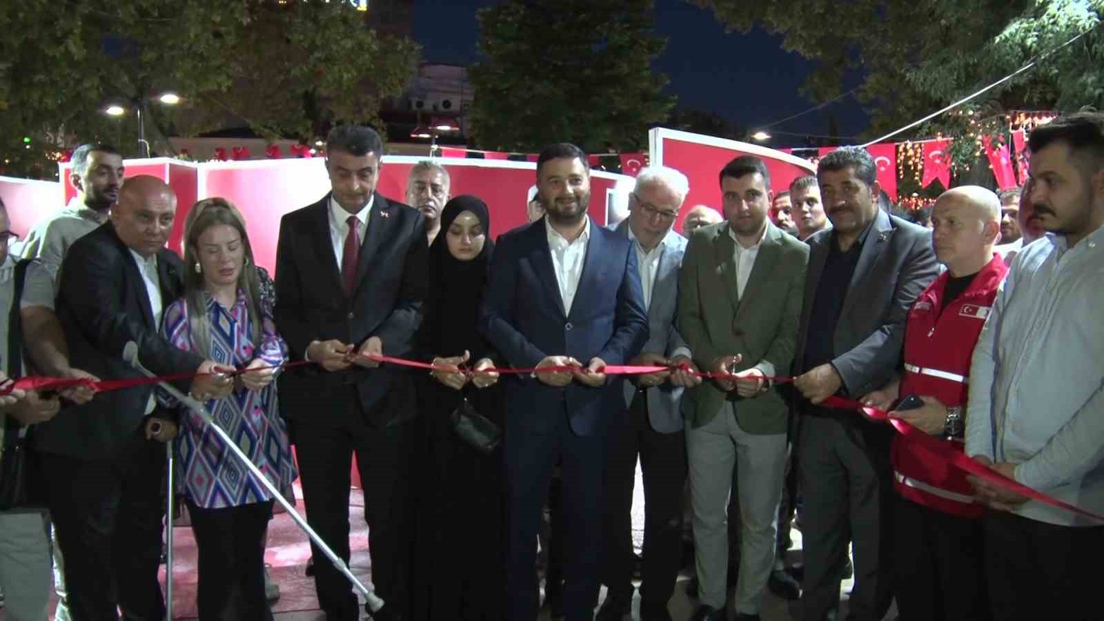 Kağıthane Meydanı’nda "15 Temmuz Demokrasi ve Millî Birlik Günü" nöbeti