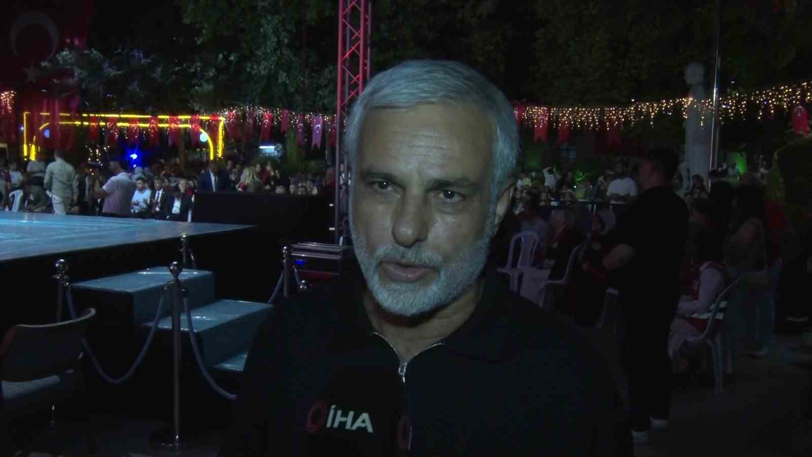 Kağıthane Meydanı’nda "15 Temmuz Demokrasi ve Millî Birlik Günü" nöbeti