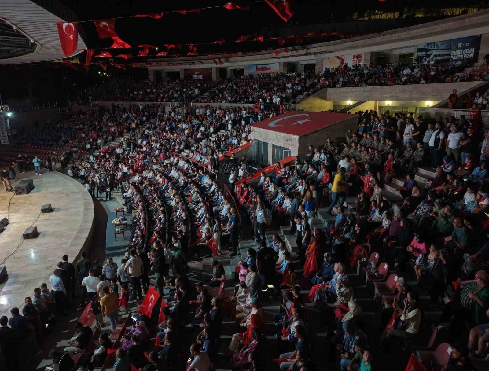Hatay’da 15 Temmuz anma programında vatandaşlar tek yürek oldu