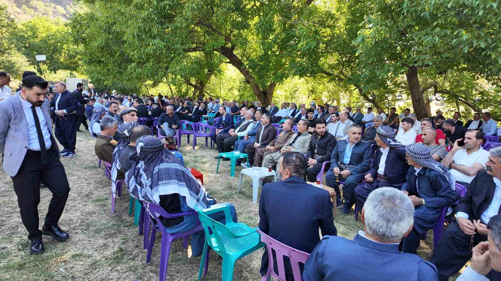 İki gece iki gün süren düğünde 35 koyun kesildi, 6 milyon lira takı takıldı