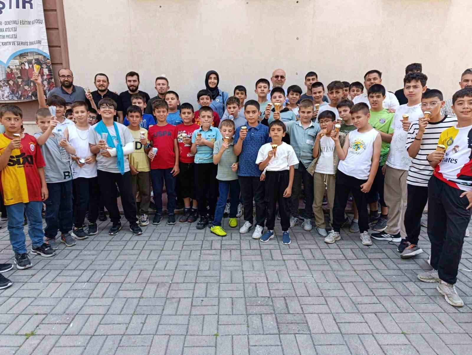 Çocuklara yönelik Kur’an eğitimleri sürüyor