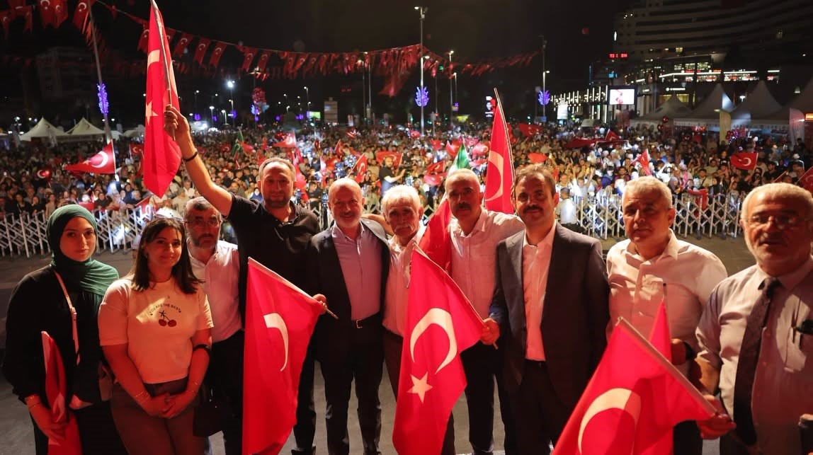 Başkan Çolakbayrakdar: "15 Temmuz ruhu, milletimizin iradesinin en güçlü nişanesidir"