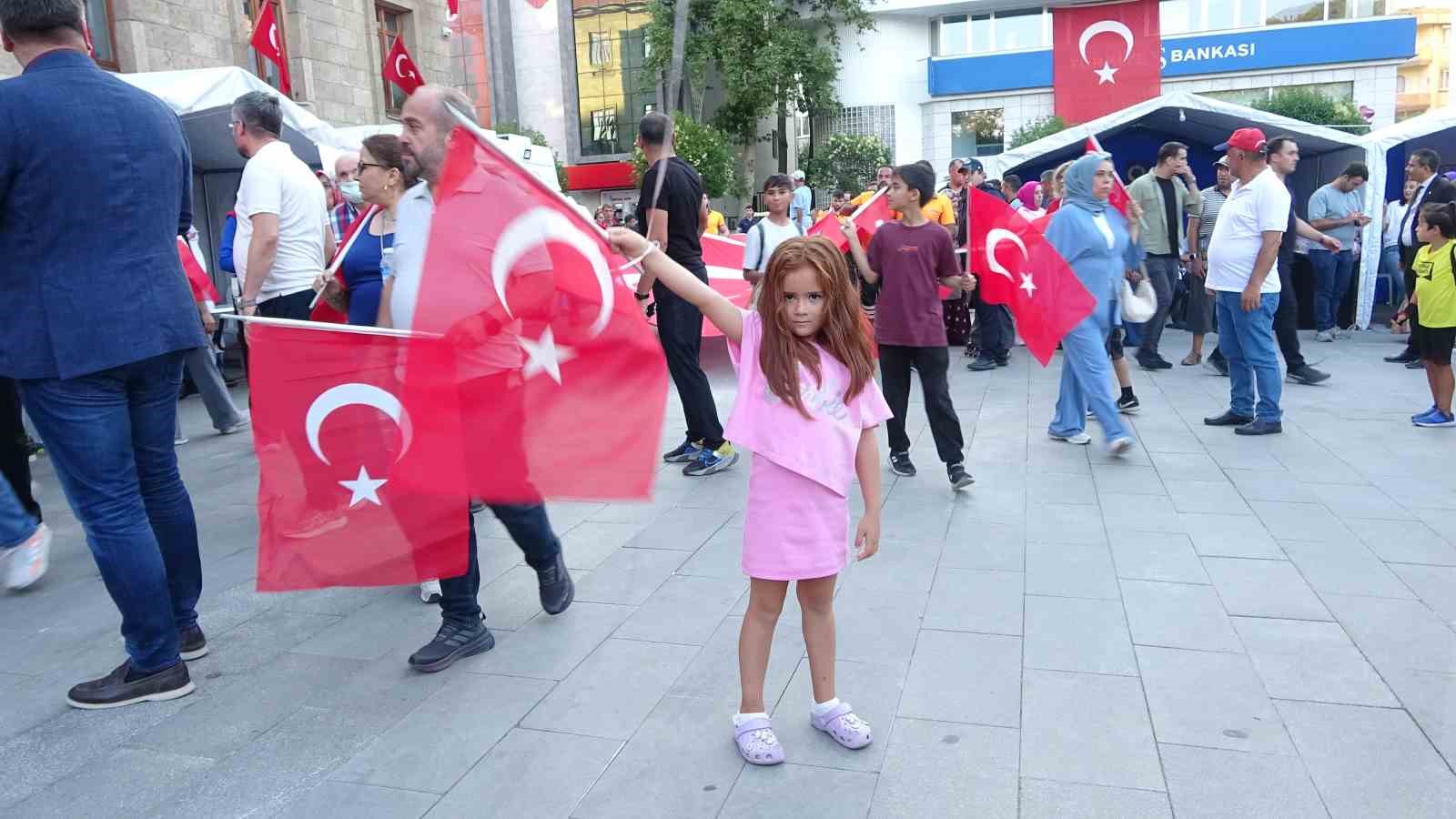 Isparta’da 15 Temmuz Demokrasi ve Milli Birlik Günü anıldı