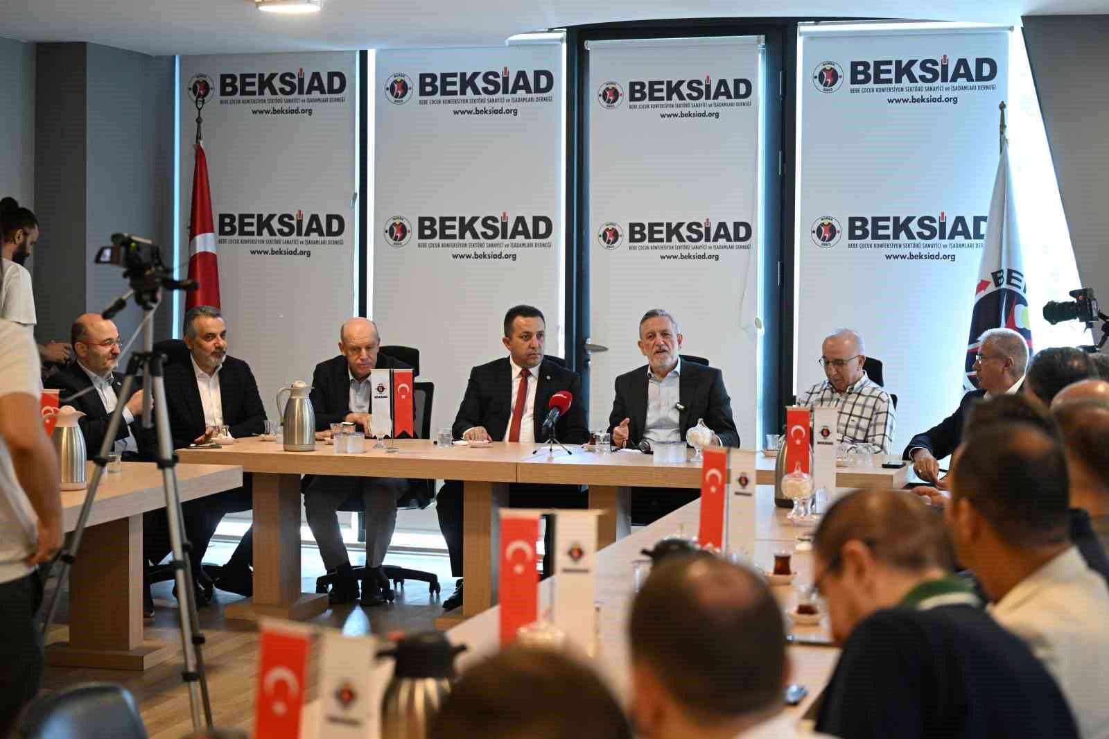 Başkan İbrahim Burkay BEKSİAD üyeleriyle bir araya geldi