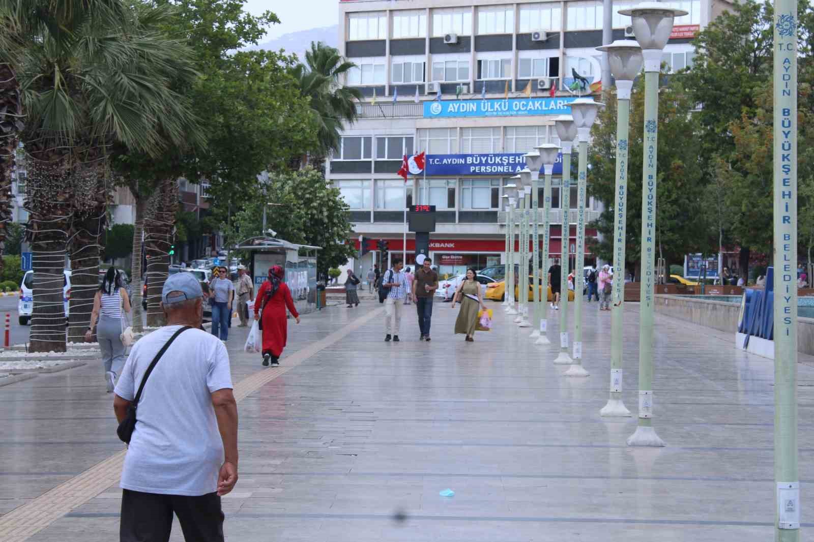 Aydın 1 yılda 37 bin göç aldı
