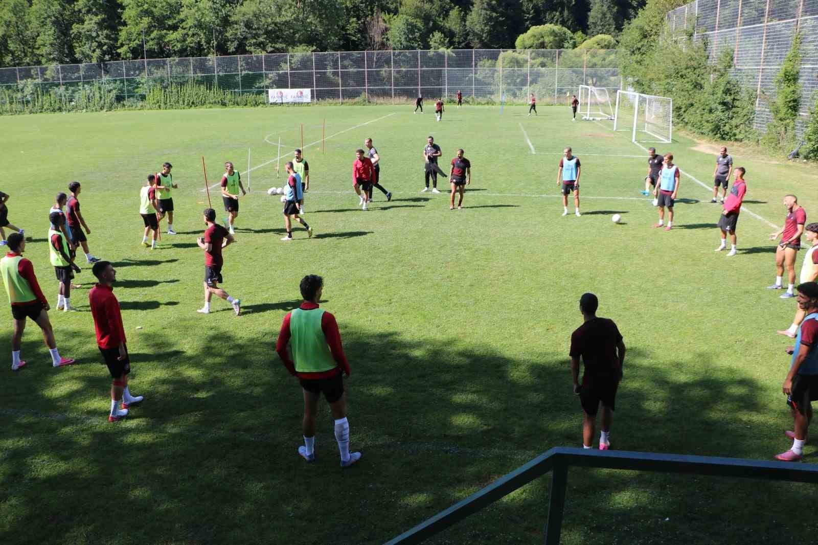 Fatih Karagümrük, yeni sezon hazırlıkları için Bolu’da kampa girdi