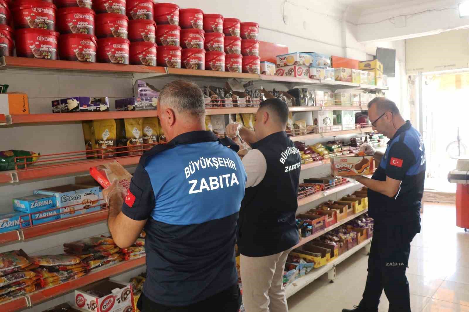 Denetimlerde ele geçirilen ürünler "Bu kadarına da pes" dedirtti