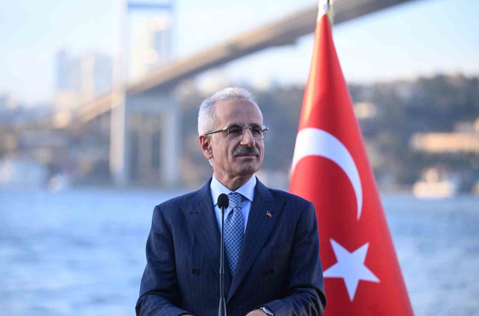 Bakan Uraloğlu: "20 Temmuz’da KKTC’nin deniz yetki alanlarında gemi trafiğini etkin şekilde izlemeye başlayacağız"