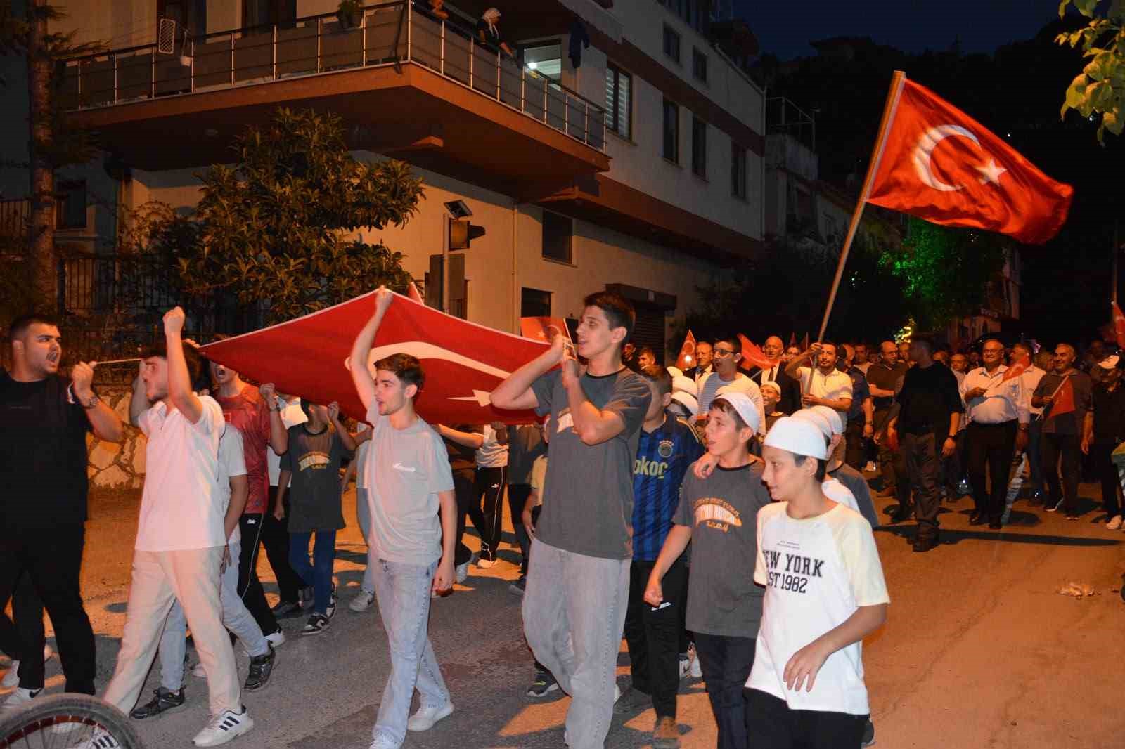 Babadağ 15 Temmuz gecesinde tek yürek oldu