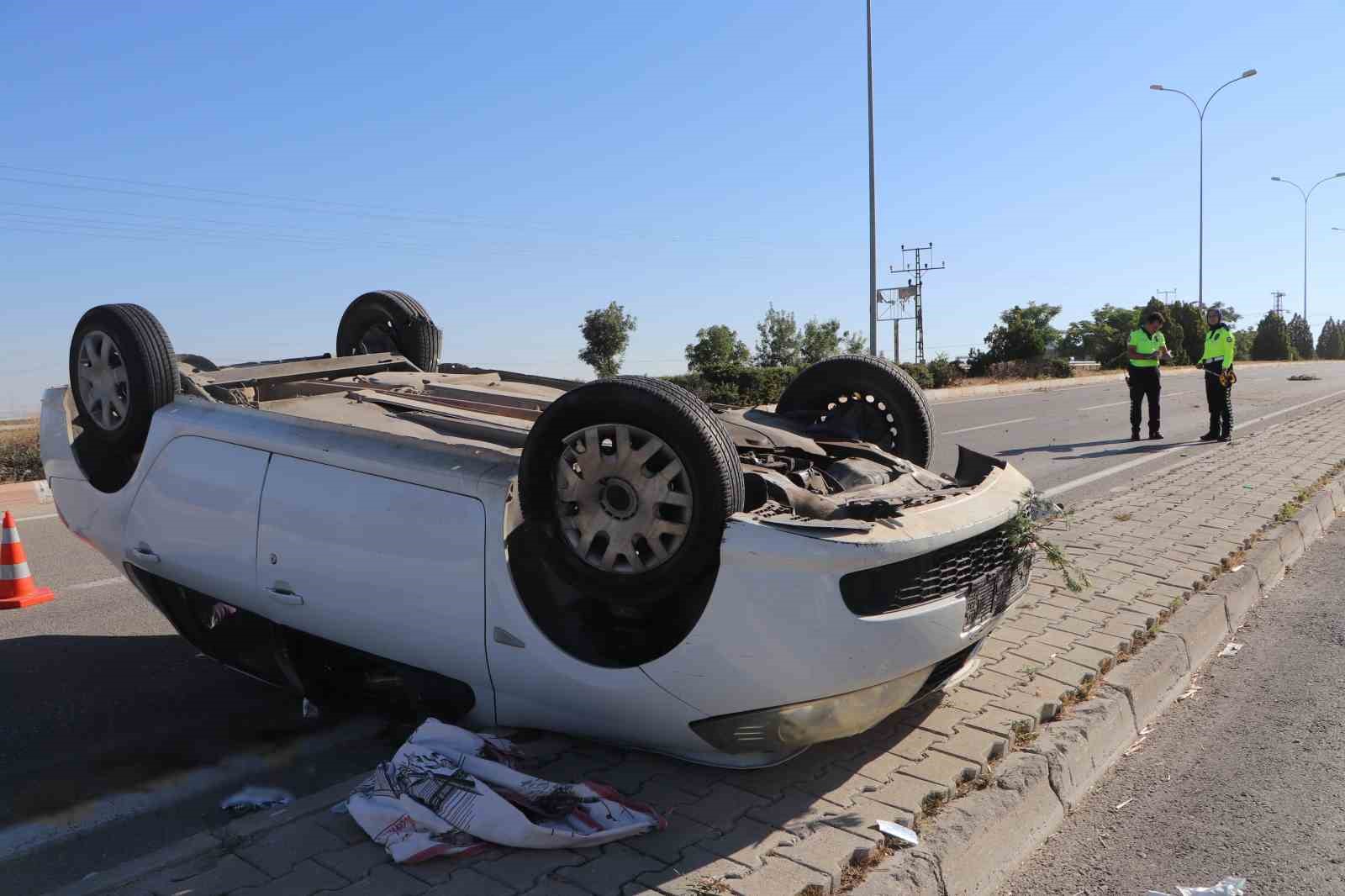 Karaman’da otomobil takla attı: 5 yaralı