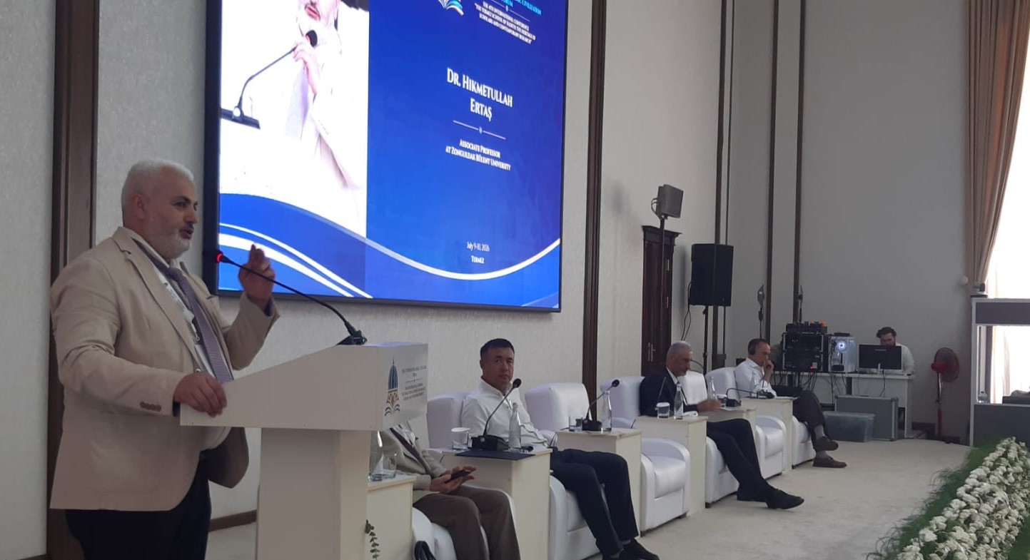İlahiyat Fakültesi Dekan Yardımcısı Doç. Dr. Ertaş, Uluslararası İslam Medeniyeti Forumu’nda BEUN’u Başarıyla Temsil Etti