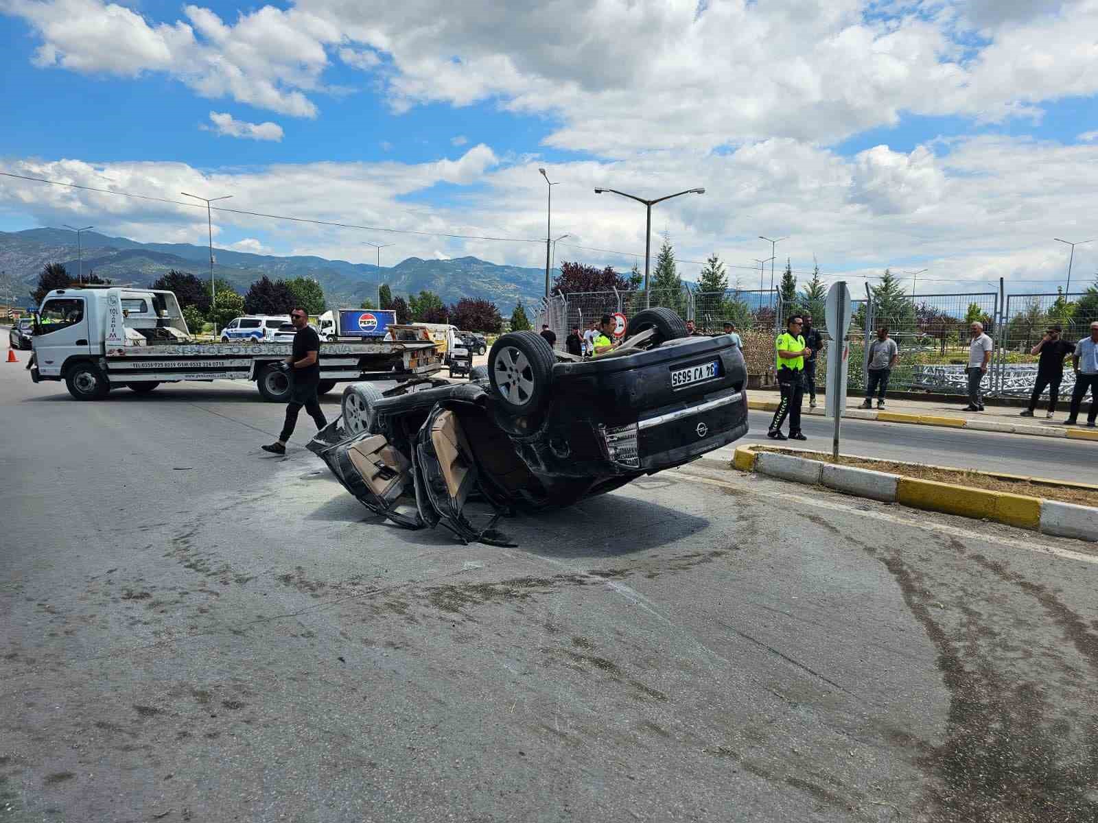 Otomobil takla attı, sürücü yaralandı