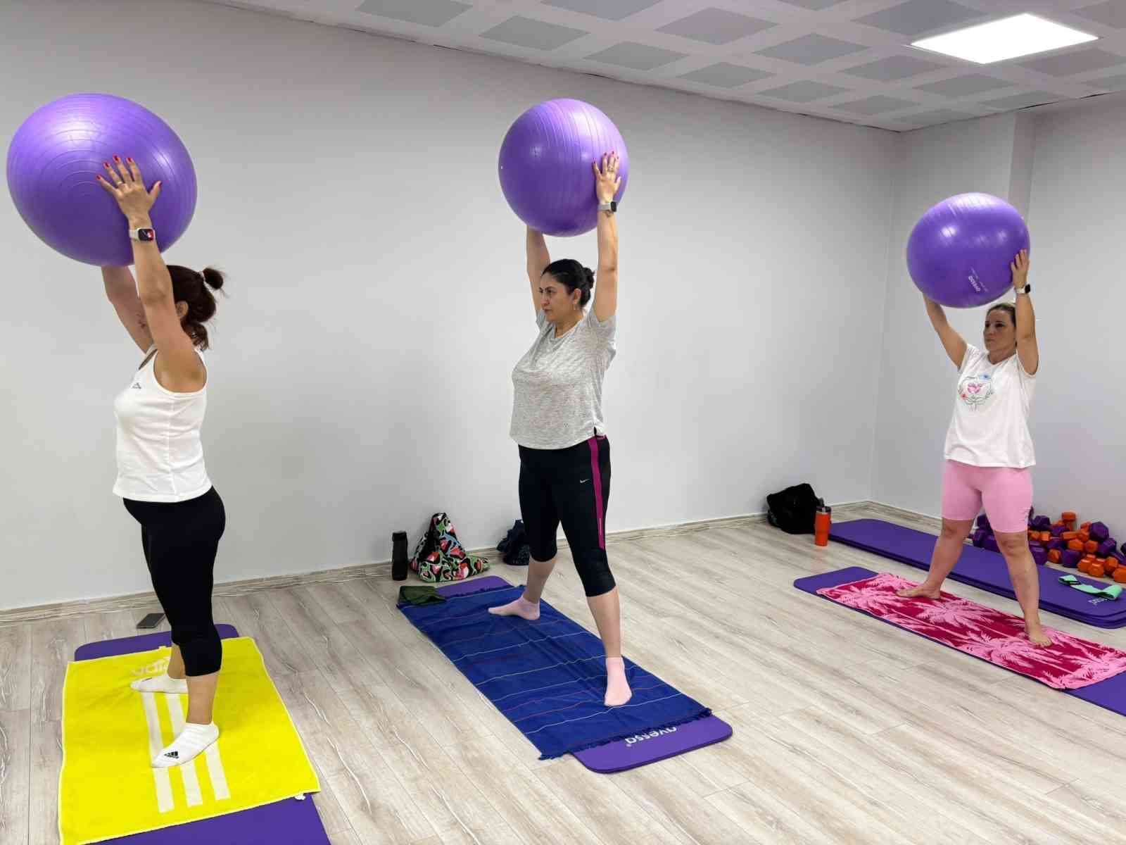 Turgutlu’da kadınlar spora ritmiyle güç katıyor