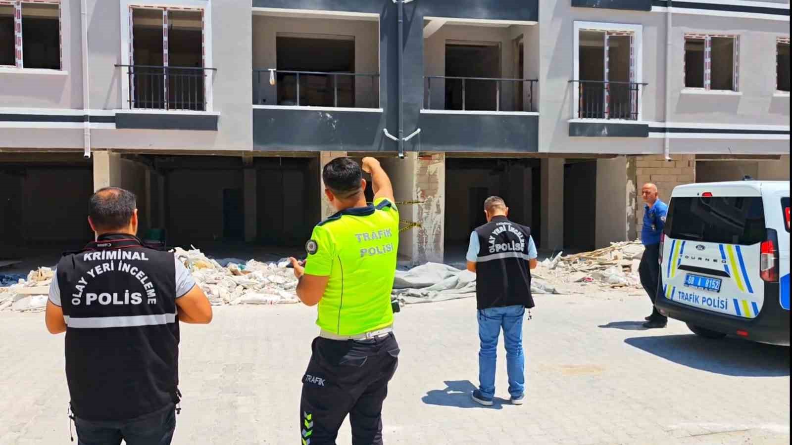 İnşaatta merdivenlerden düşen işçi hayatını kaybetti