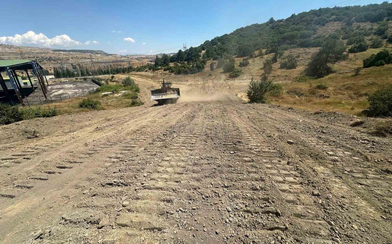 Tavşanlı’da orman yangınlarına karşı güvenlik şeridi oluşturuldu