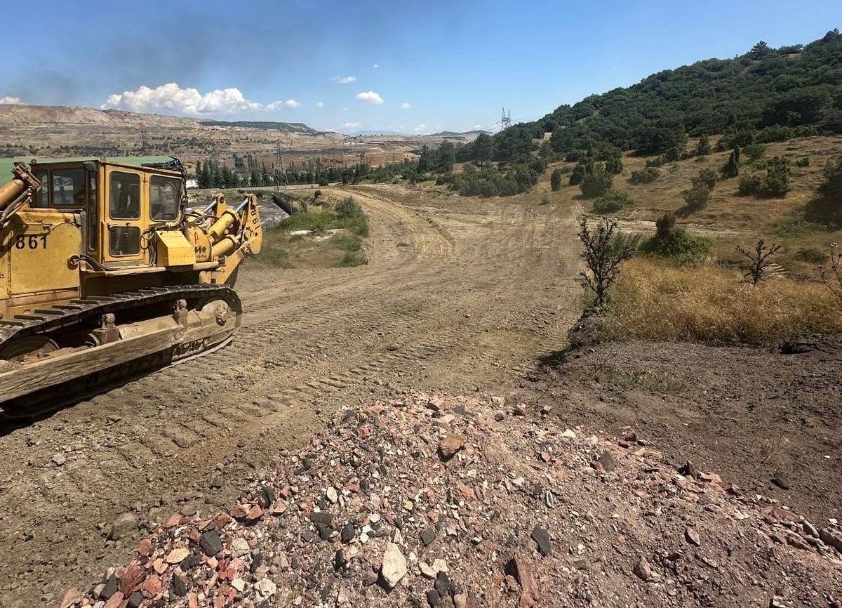 Tavşanlı’da orman yangınlarına karşı güvenlik şeridi oluşturuldu