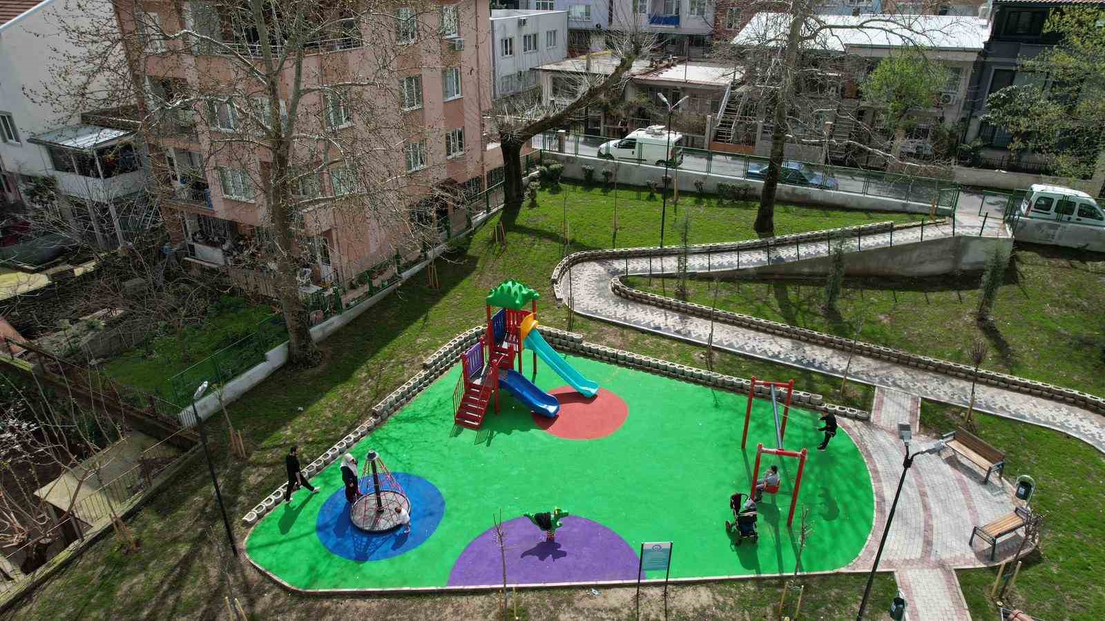Yıldırım’da parklara yaz bakımı