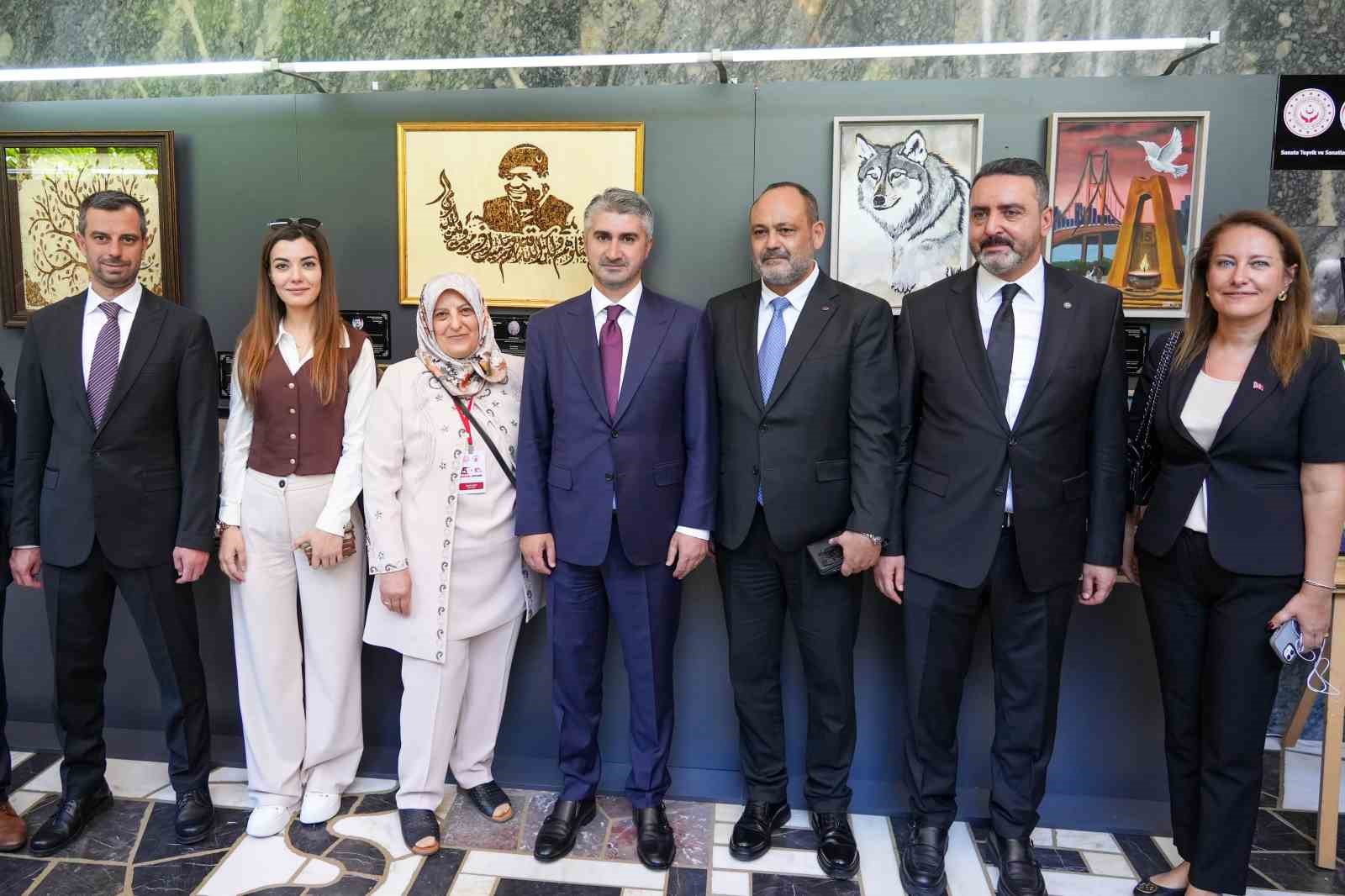 Erdemir’den şehit yakınları ve gazileri sanatla buluşturan projeye katkı