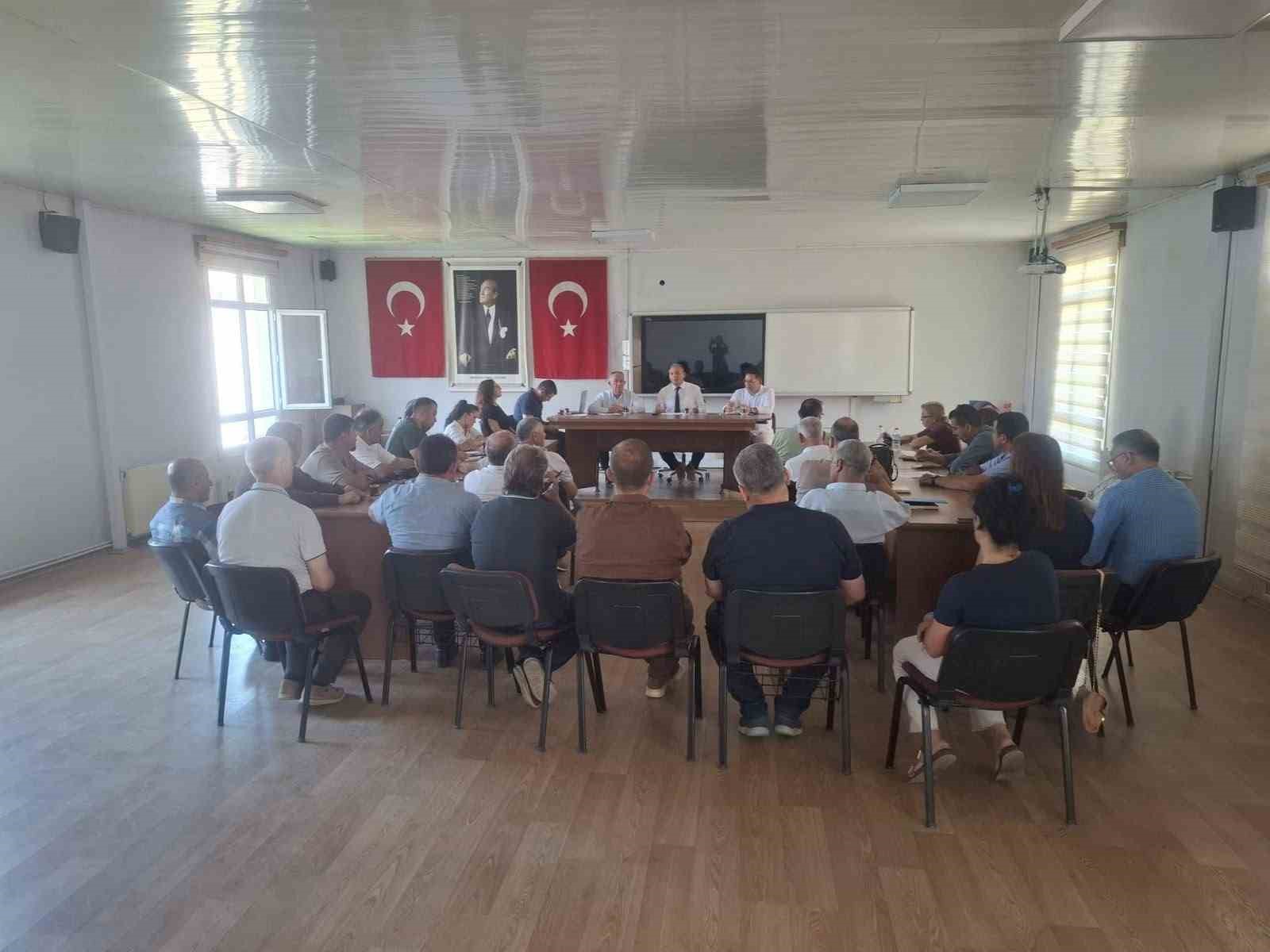 Sarıgöl’de eğitim masaya yatırıldı