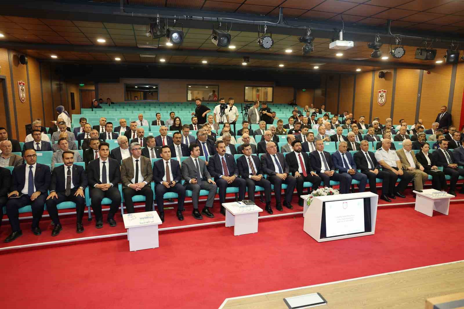 Sivas’ta kamu yatırımlaınrda 6 ayda 4 milyar 147 milyon lira harcandı