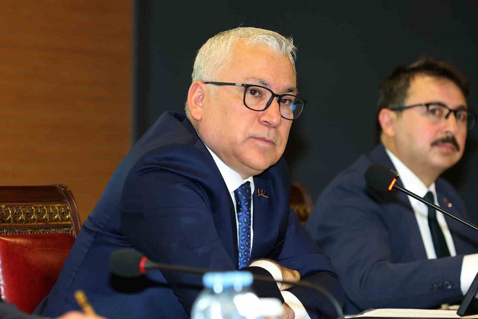 Sivas’ta kamu yatırımlaınrda 6 ayda 4 milyar 147 milyon lira harcandı