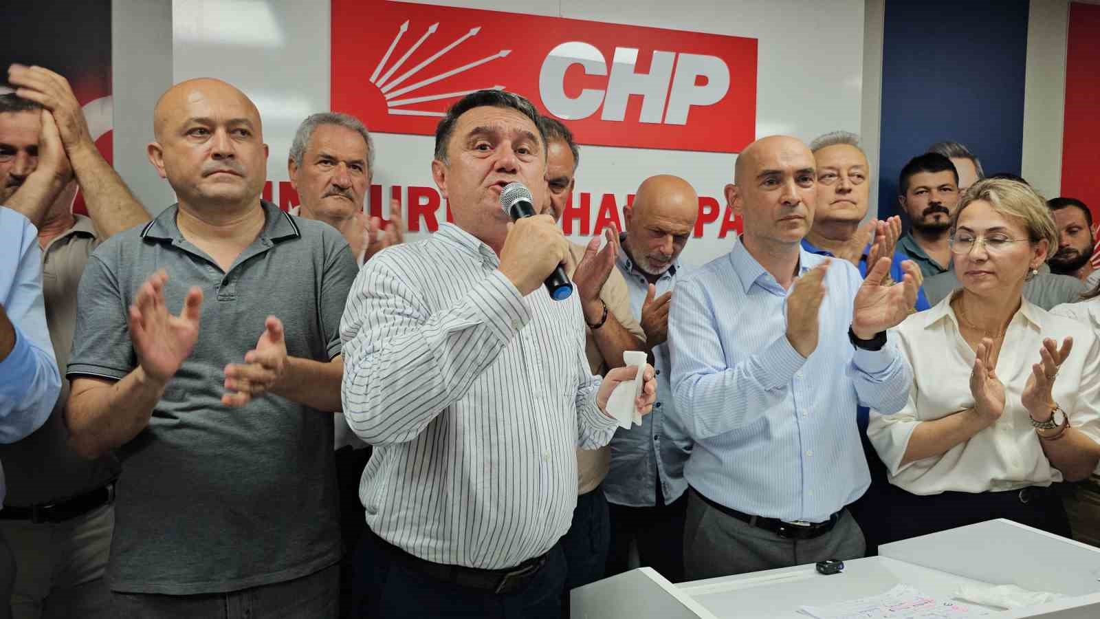 Görevden alınan CHP il yönetiminden tepki: "Kararı tanımıyoruz"