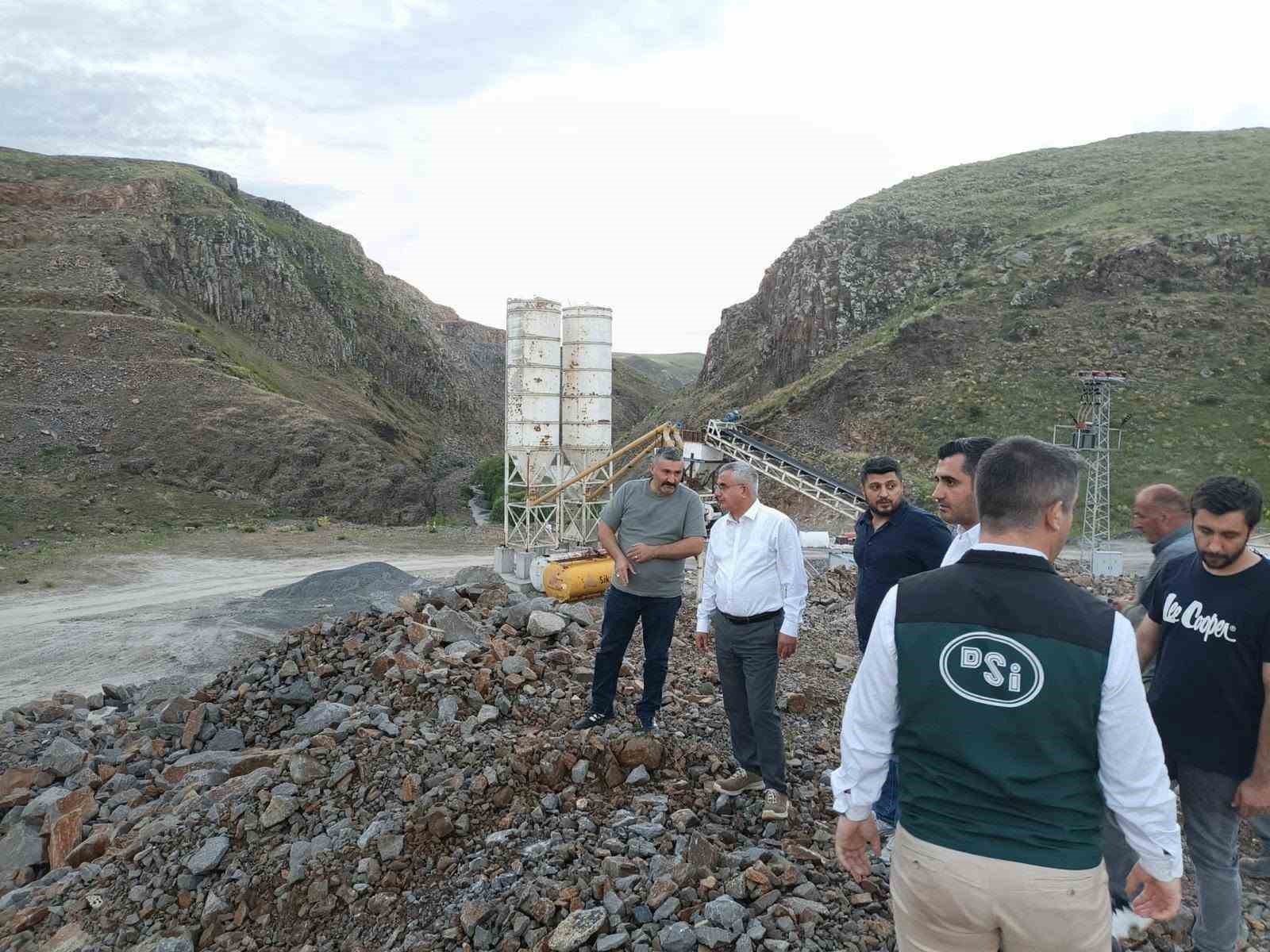 DSİ’den Kars’ta yatırımlara yakın takip: Atıksu Tesisi ve Kağızman Barajı yerinde incelendi