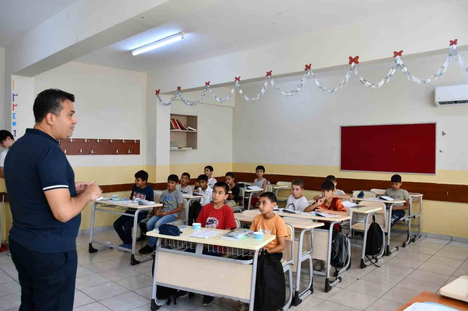 Dörtyol’da yaz kuran kurslarına çocuklardan ilgi