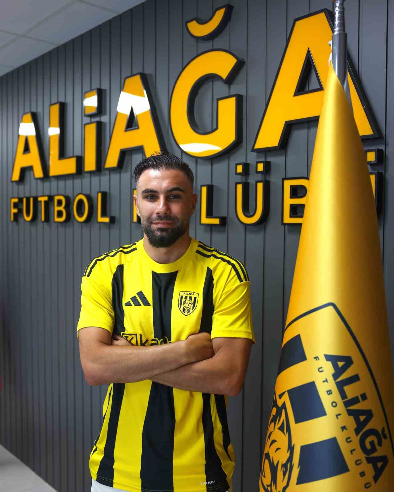 Aliağa FK, Selim Ilgaz, Mustafa Yıldırım ve Caner Cavlan’ı renklerine bağladı