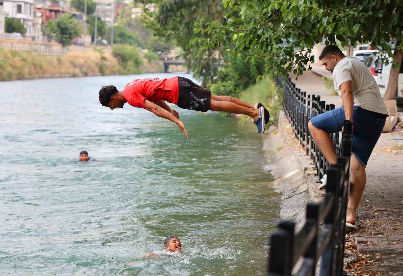 Mahalleli boğulmalara karşı ’Cankurtaran’ ekibi kurdu