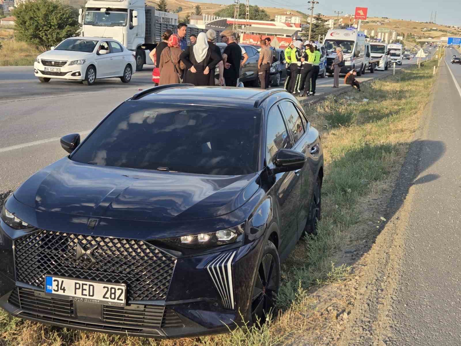 Ankara’da zincirleme kazada 5 araç birbirine girdi: 5 yaralı