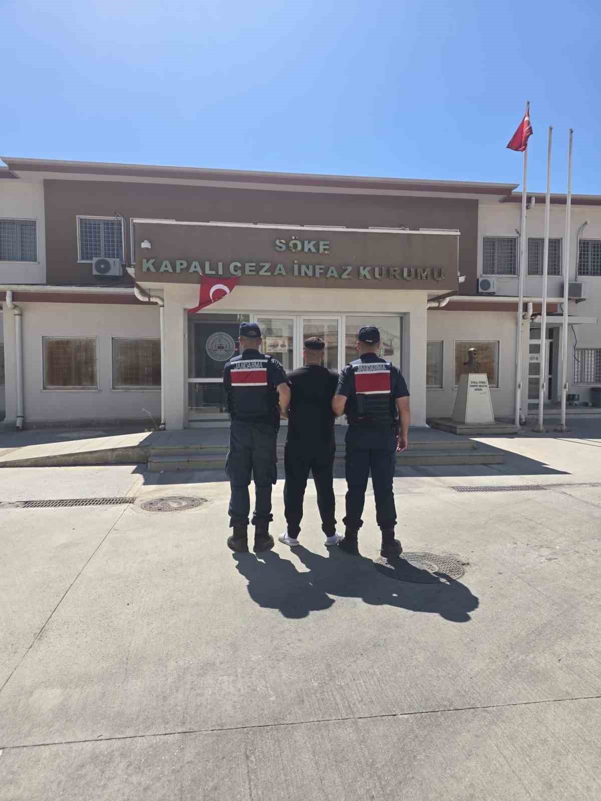 Kuşadası’ndaki operasyonda yakalanan 2 şüpheli tutuklandı