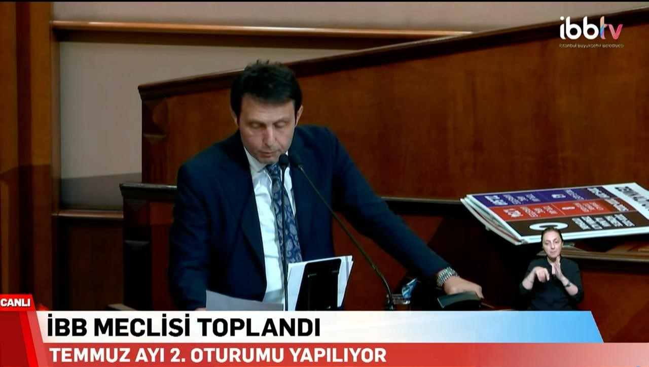 AK Partili Zekeriya Eroğlu: "CHP yönetiminin beceriksizliği İstanbul’u ulaşım kabusuna mahkum etti"