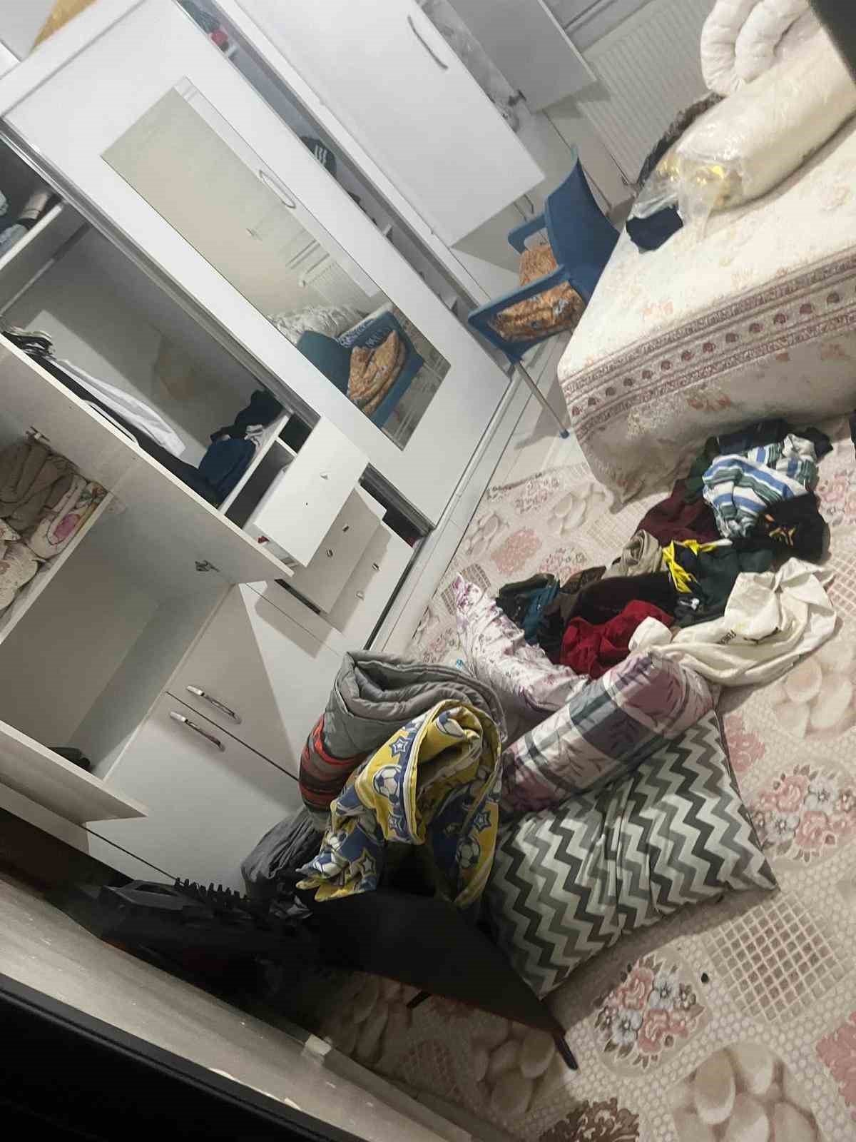 Gaziantep’te tatile giden aileye hırsız şoku: Yaklaşık 1 kilo altını çaldılar