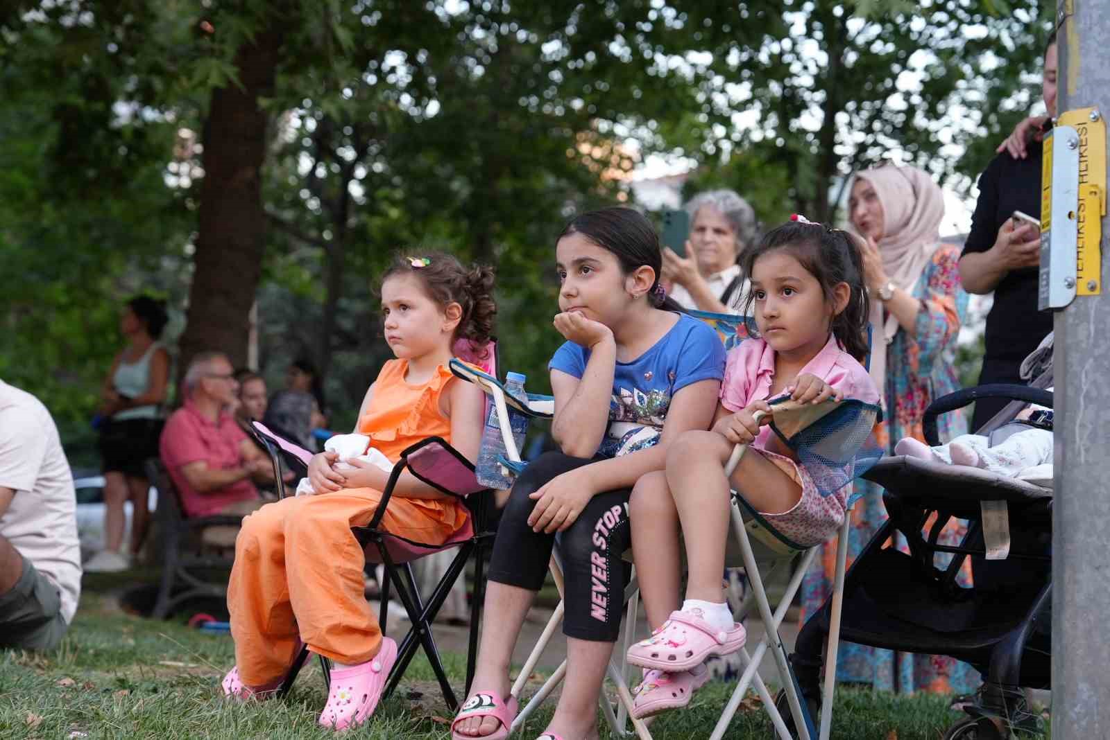 Maltepe’de 90’lar rüzgarı devam ediyor