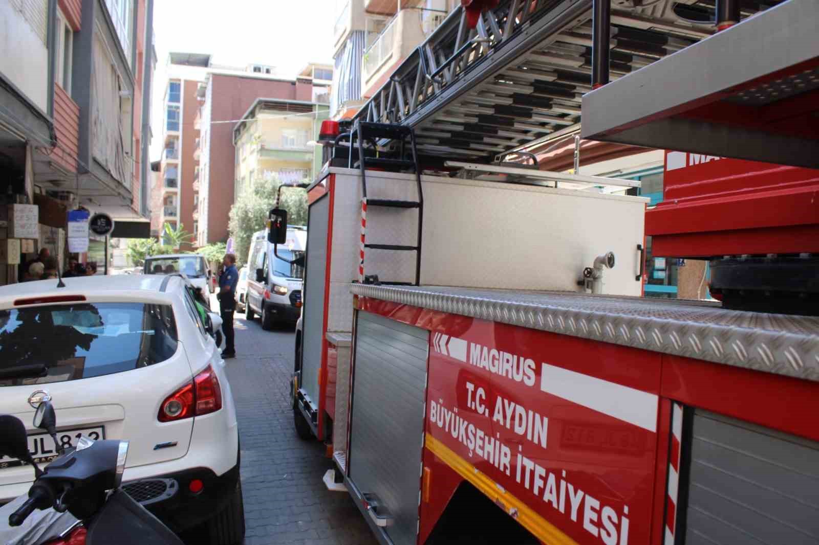 Ailesi öldü sandı, yaşlı kadın hastaneden çıktı