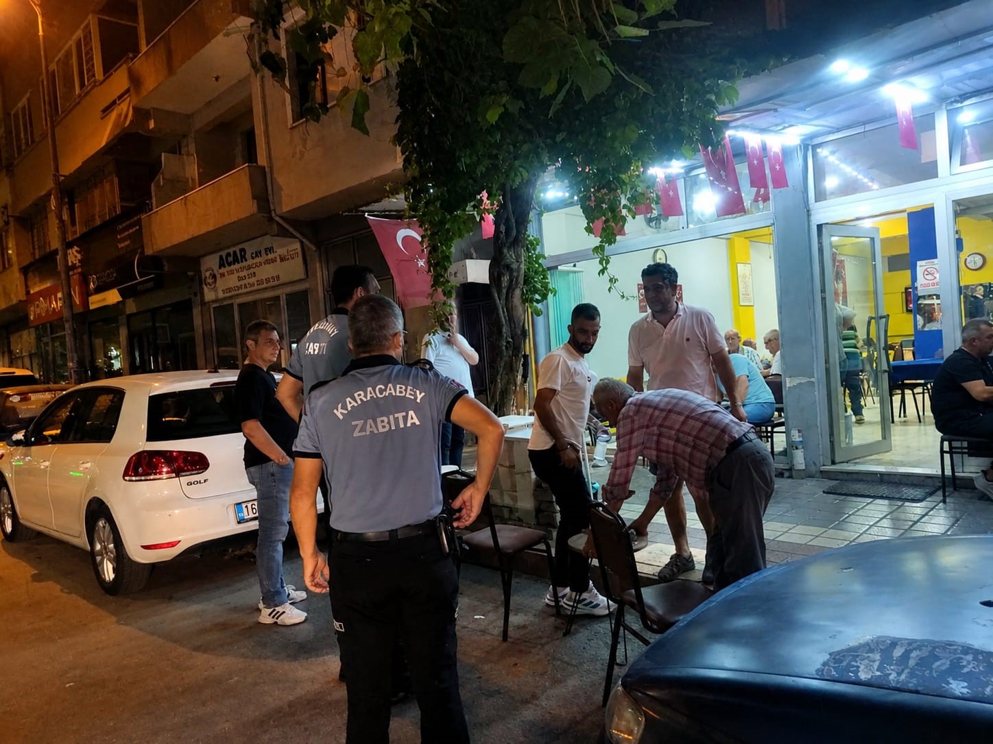 Karacabey Belediyesi’nden yol ve kaldırım işgallerine karşı kararlı mücadele