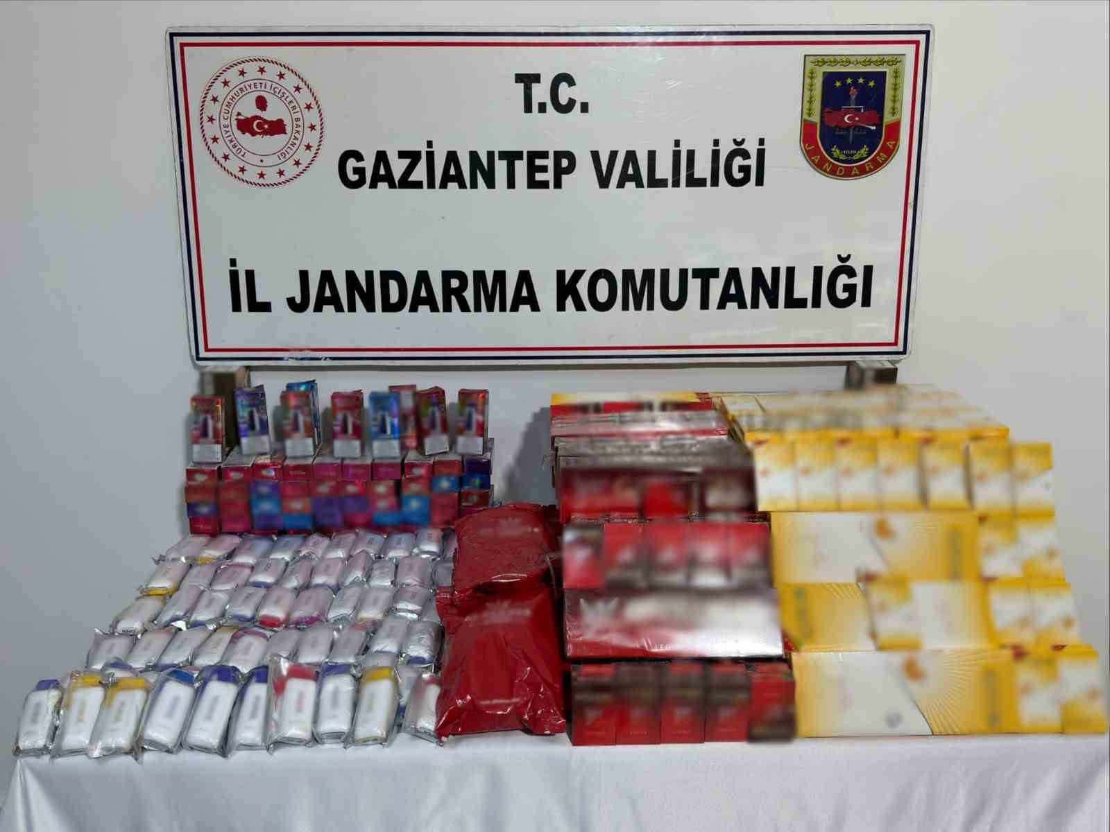 Gaziantep’te 1 milyon TL değerinde kaçak malzeme ele geçirildi: 3 gözaltı