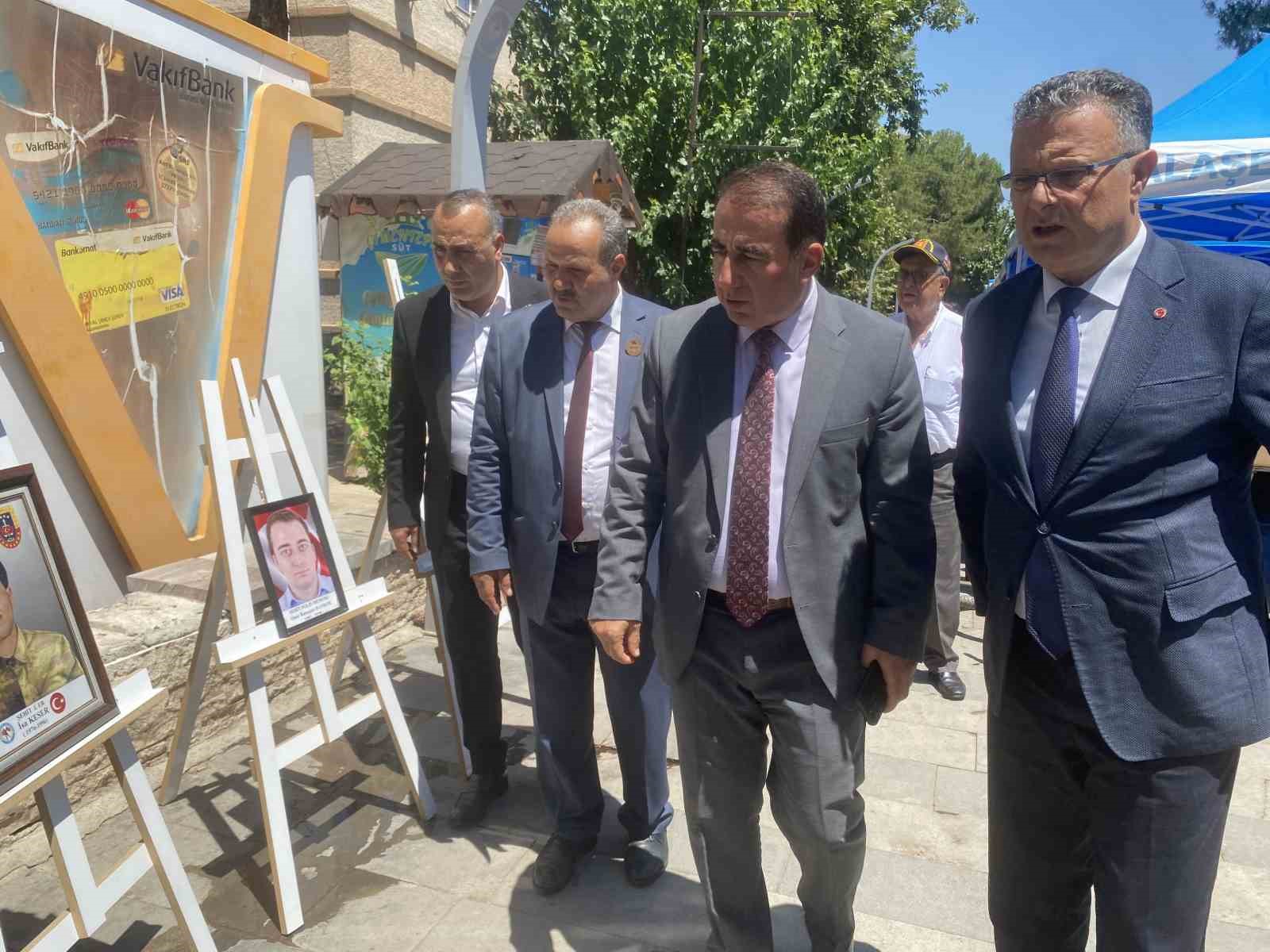 Alaşehir’de şehitler için 2 bin kişilik vefa sofrası