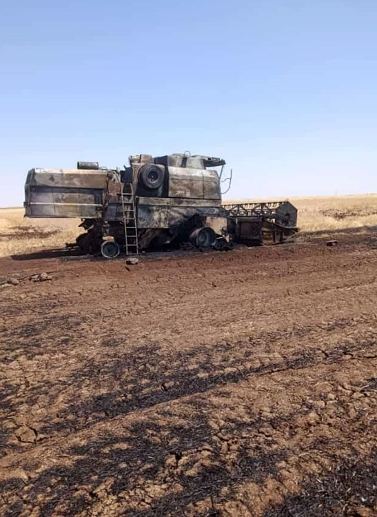 Diyarbakır’da biçerdöveri yanan Yozgatlı vatandaşa köylülerden destek: Biçerdöverin borcu için 800 bin lira topladılar
