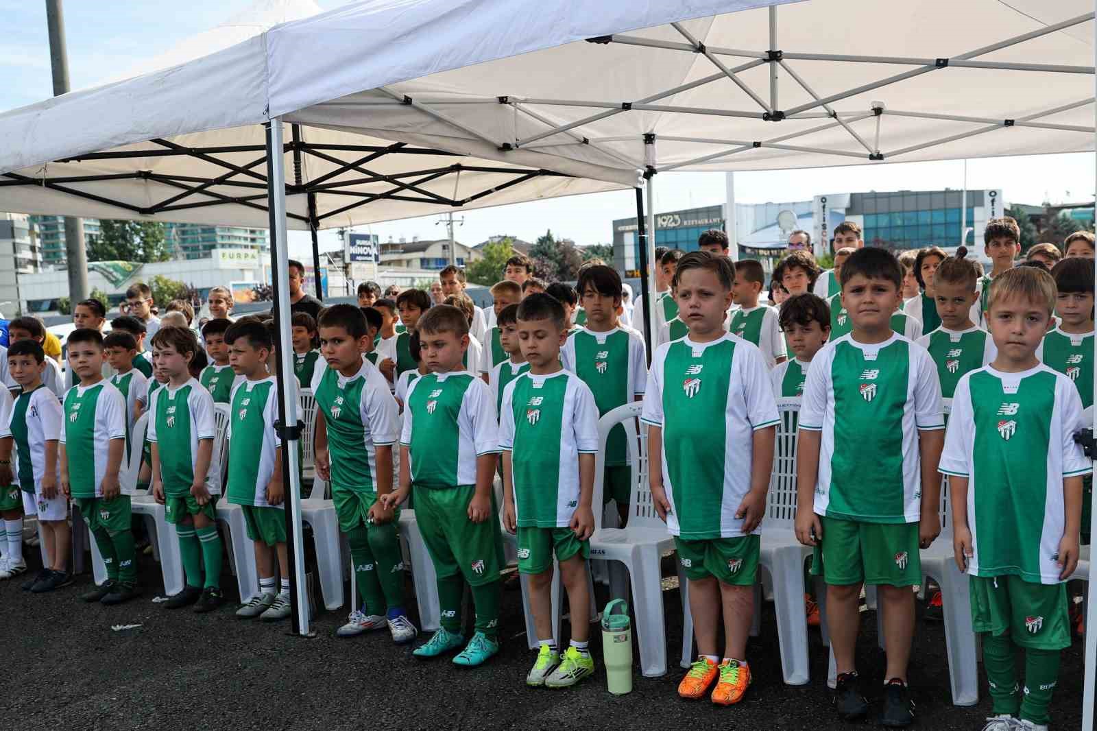 Büyükşehir’den Bursaspor’un geleceğine yatırım