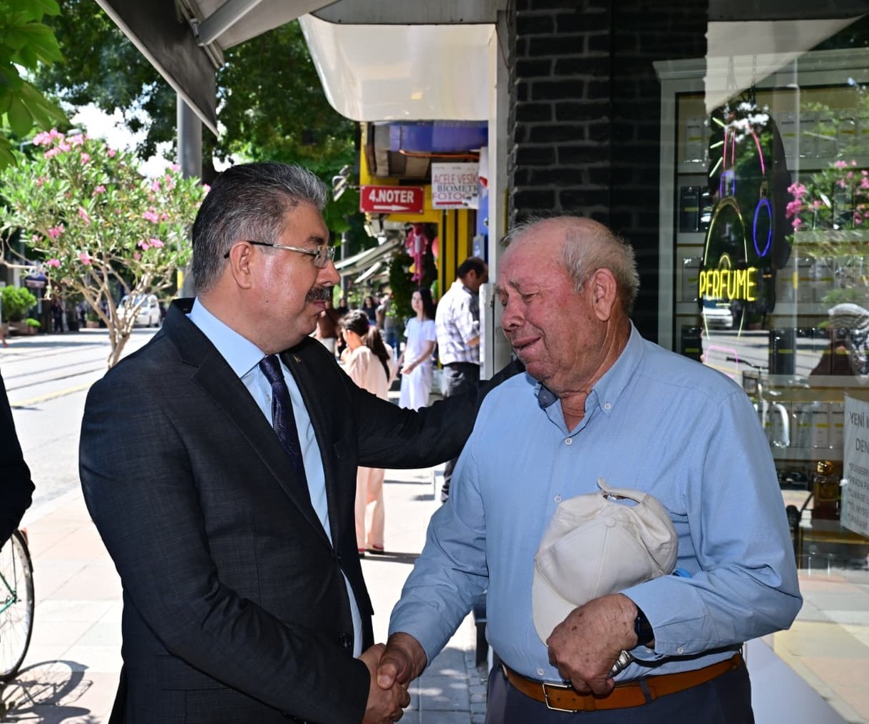 Vali Yılmaz ile vatandaşın duygulandıran buluşması