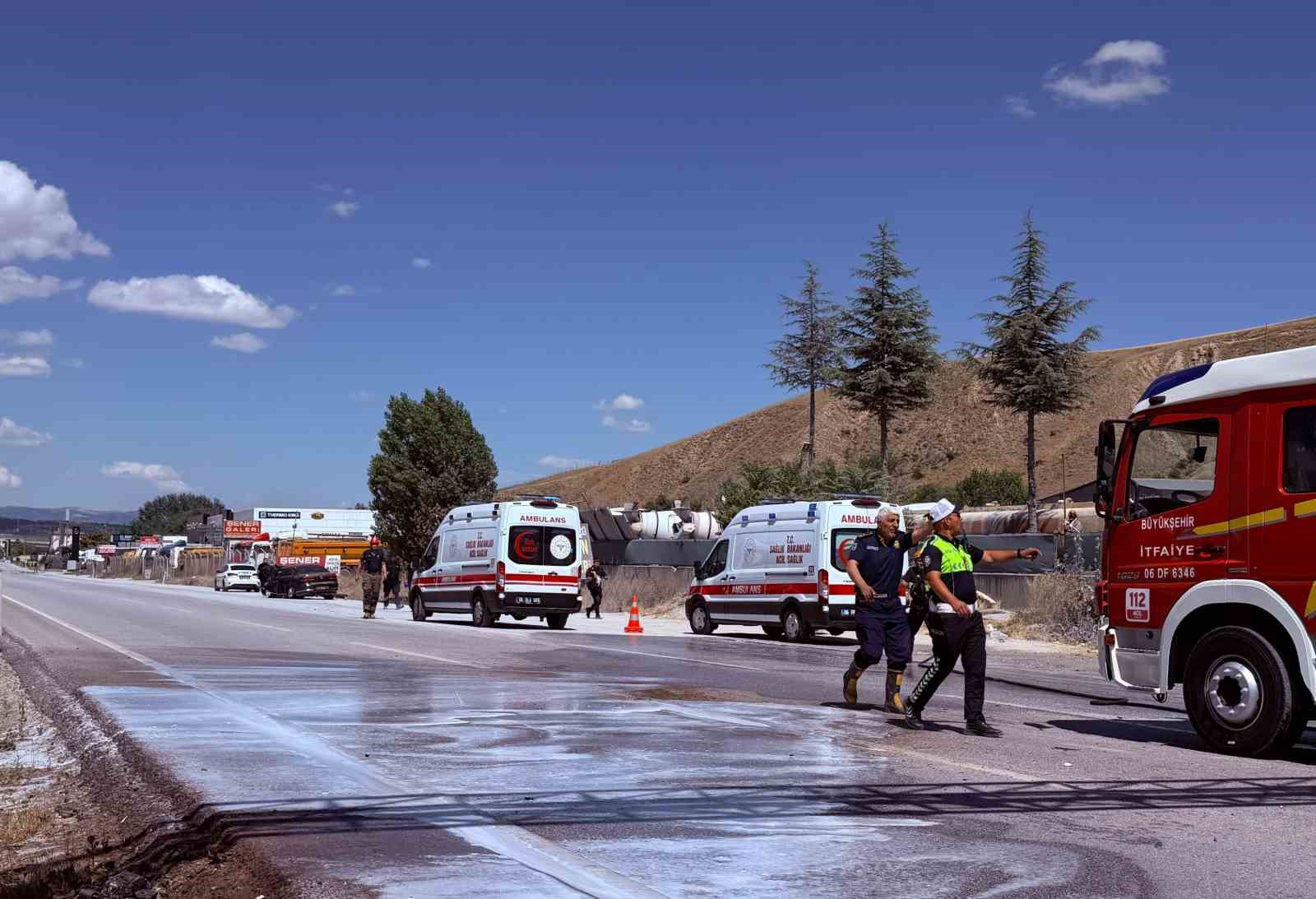 Ankara’da trafik kazası: 3 yaralı