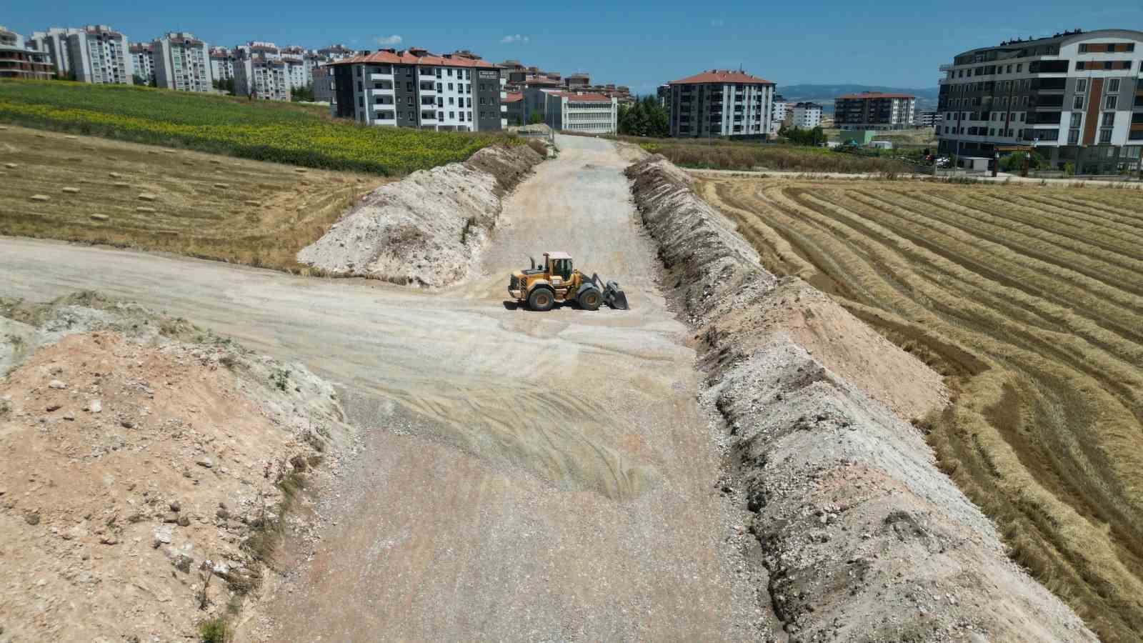 Büyükşehir’den İnegöl’e 18 kilometre uzunluğunda yeni yol
