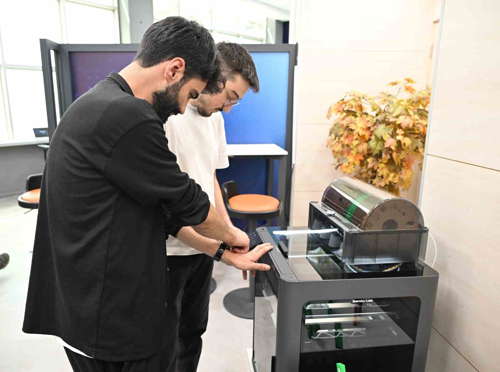 Akademi Manisa’da teknoloji seferberliği