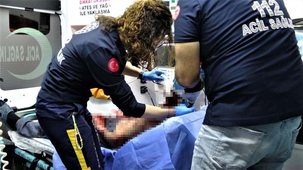 Eski eşi ve 10 günlük kocasını falçatayla yaralayan sanığa 25 yıl 6 ay hapis