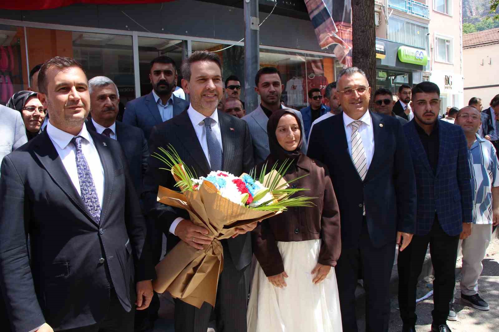 Bakan Bayraktar: "Doğal gaz desteğinde ihtiyaç sahibi olanla olmayanı biraz ayıralım"