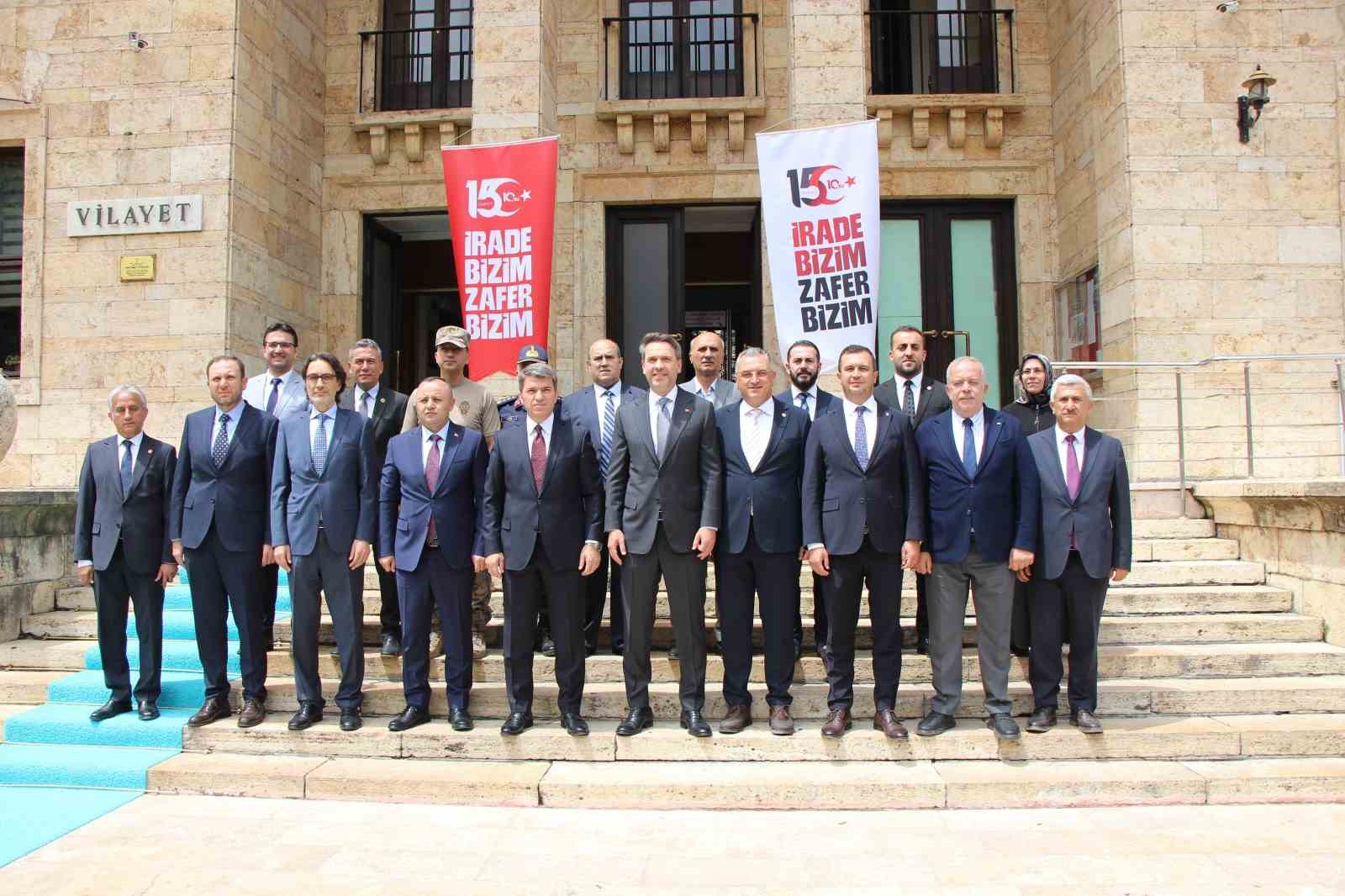 Bakan Bayraktar: "Doğal gaz desteğinde ihtiyaç sahibi olanla olmayanı biraz ayıralım"