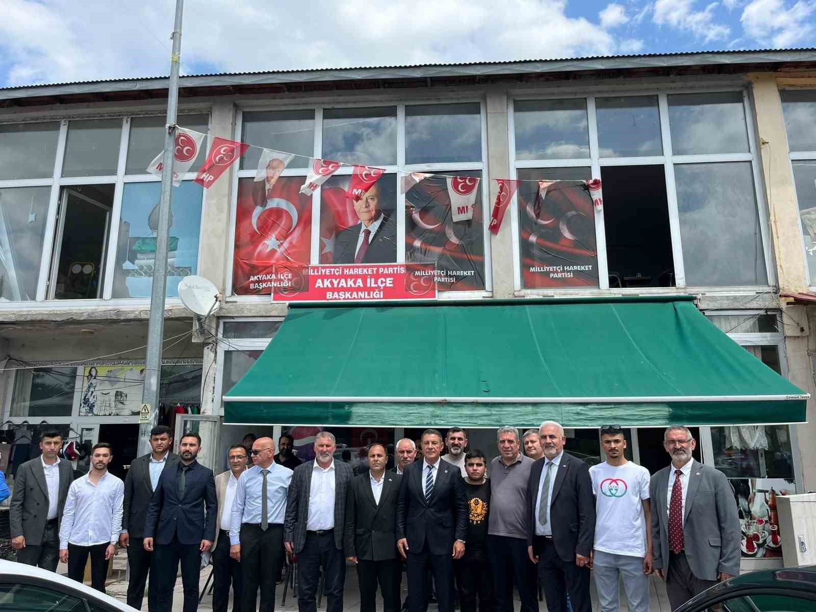 MHP Akyaka’da güven tazeledi: Erhan Aktaş yeniden ilçe başkanı seçildi